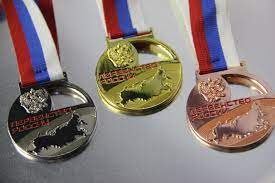 7 медалей на Первенстве России среди юниоров и юниорок.